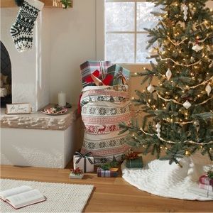 COPY - NWT hearth&hand Woven fair isle pattern fabric gift sack with magnolia